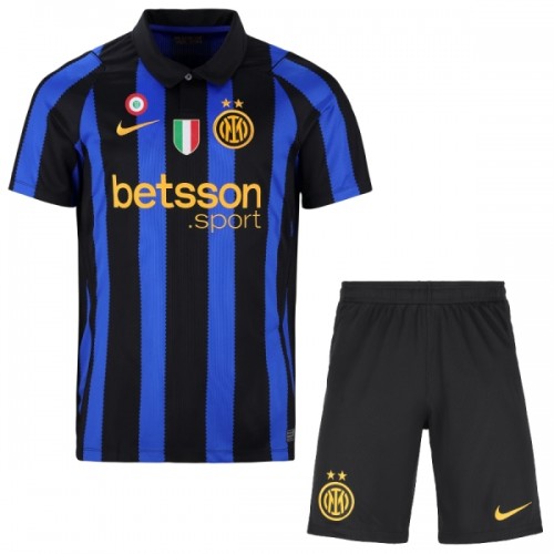 Fotballtrøye Inter Milan Hjemmedrakt 2026-27 Kortermet - Barn(+ Shorts) Fotballtrøye Inter Milan Hjemmedrakt 2026-27 Kortermet - Barn(+ Shorts)