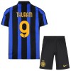 Fotballtrøye Inter Milan Thuram 9 Hjemmedrakt 2026-27 Kortermet - Barn(+ Shorts) Fotballtrøye Inter Milan Thuram 9 Hjemmedrakt 2026-27 Kortermet - Barn(+ Shorts)