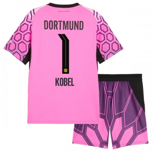 Fotballtrøye Borussia Dortmund Kobel 1 Bortedrakt Keeper 2026-27 Kortermet Rosa - Barn(+ Shorts) Fotballtrøye Borussia Dortmund Kobel 1 Bortedrakt Keeper 2026-27 Kortermet Rosa - Barn(+ Shorts)
