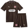 Fotballtrøye St Pauli Hjemmedrakt 2026-27 Kortermet - Barn(+ Shorts) Fotballtrøye St Pauli Hjemmedrakt 2026-27 Kortermet - Barn(+ Shorts)