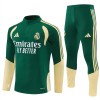 Real Madrid Trenings Collegegenser Kvart-Zip 2026-27 Grønn Real Madrid Trenings Collegegenser Kvart-Zip 2026-27 Grønn