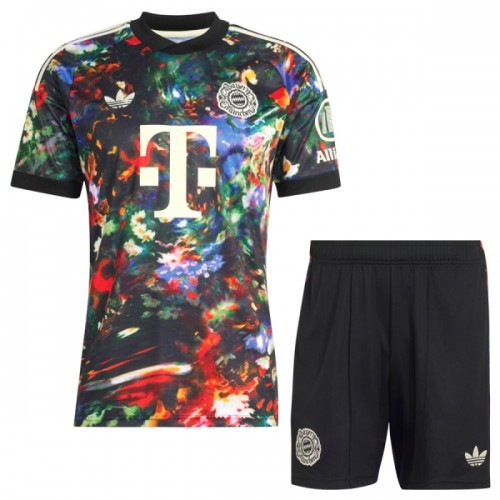 Fotballtrøye FC Bayern München Oktoberfest 2026-27 Kortermet - Barn(+ Shorts) Fotballtrøye FC Bayern München Oktoberfest 2026-27 Kortermet - Barn(+ Shorts)