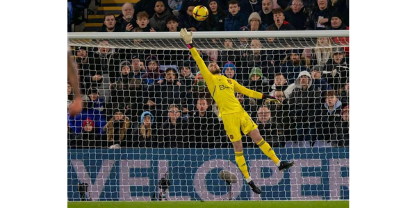 Manchester United-keeper De Gea å kutte lønn og fornye kontrakten er en selvfølge Manchester United-keeper De Gea å kutte lønn og fornye kontrakten er en selvfølge