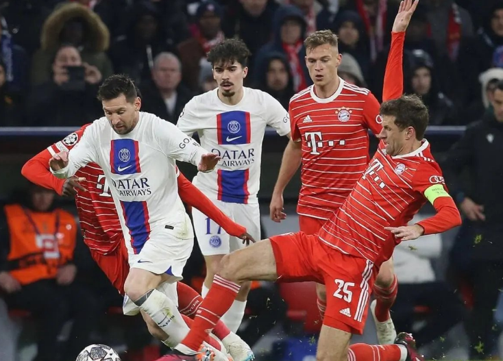 Champions League knockout-runde, Paris ut