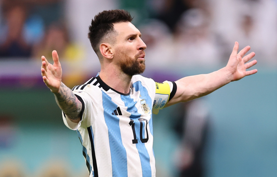 Messi innleder sluttfasen av verdenscupen