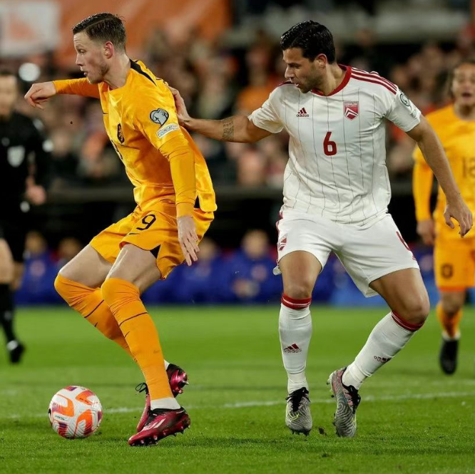 Nederland 3-0 Gibraltar 51 skudd og kun 3 mål